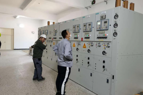 哈爾濱地鐵2號線哈北66KV變電站順利安全送電?。?>
                                </div>
                                                                <div style=